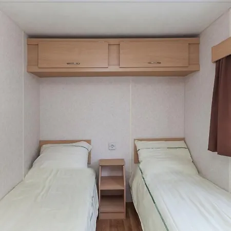 Oostappen Vakantiepark Prinsenmeer BV Asten Buitenkant foto